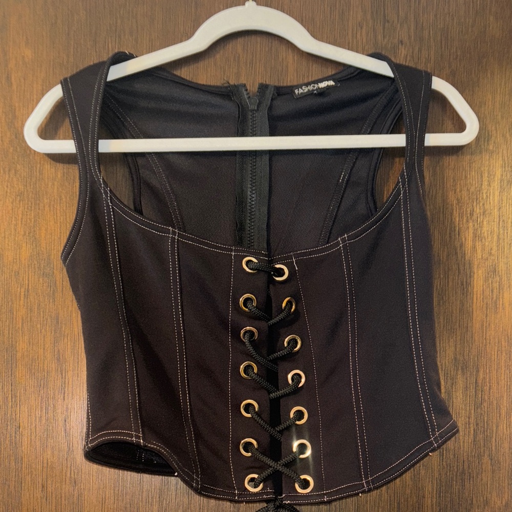 Fashion Nova Black Lace-Up Crop Top